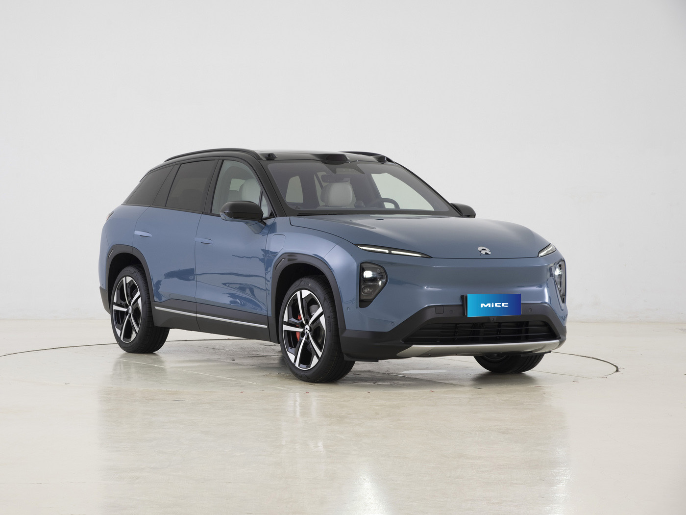 NIO-ES7