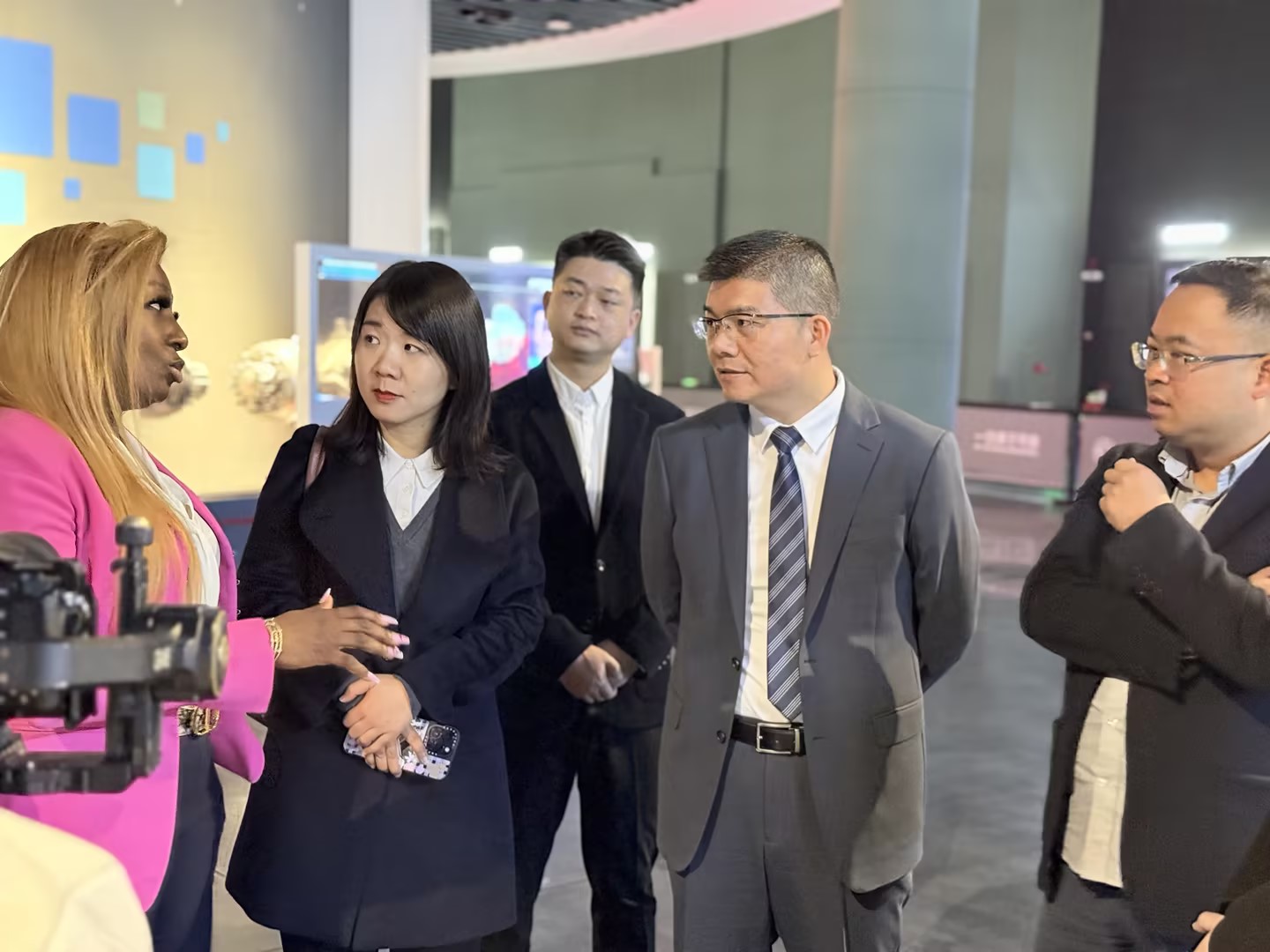 697dca96-c6aa-41db-92a8-43693890cd02