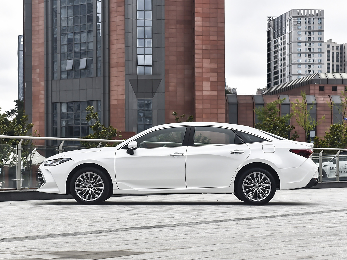 Faw Toyota avalon 2024 2.0L 