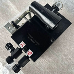 Cab Tilt Hydraulic Pump / Cab Lift Pump 5005010-C5806