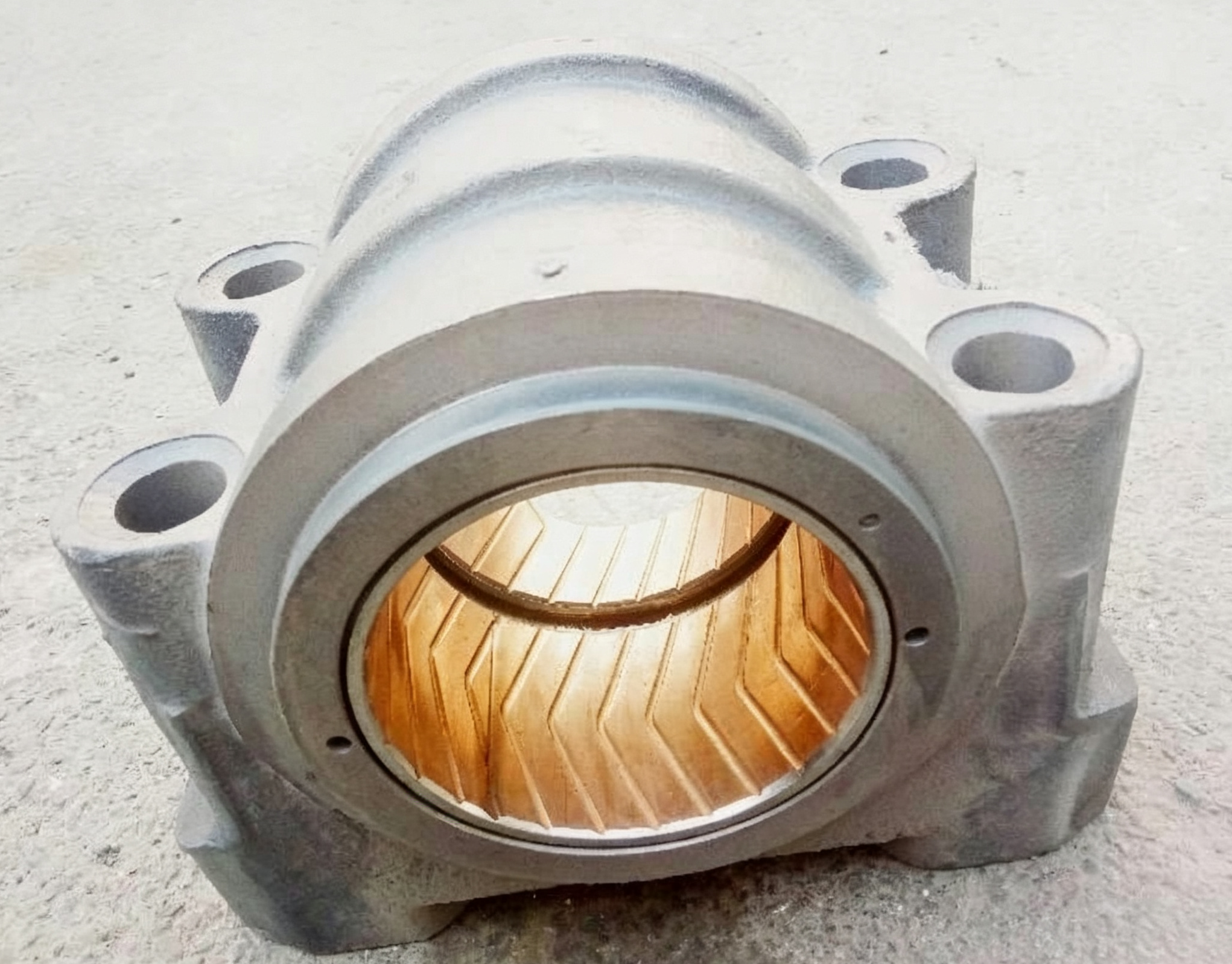 Trunnion Hub Assembly With Bushing 2904081‑K2201 for Dongfeng Tianlong / Dalianshen Truck