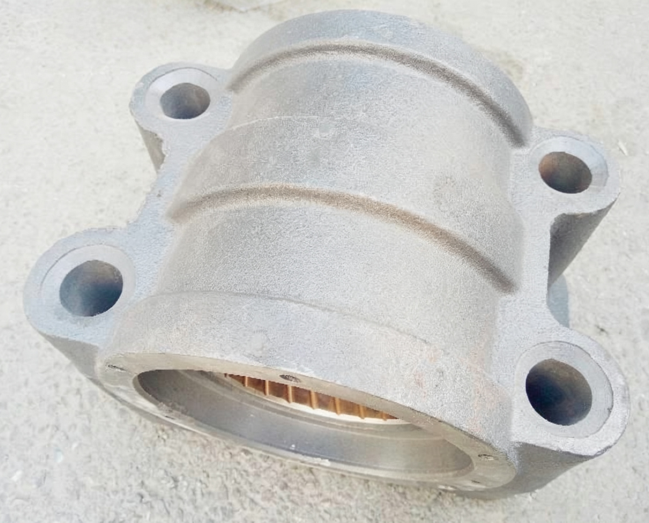 Trunnion Hub Assembly With Bushing 2904081‑K2201 for Dongfeng Tianlong / Dalianshen Truck
