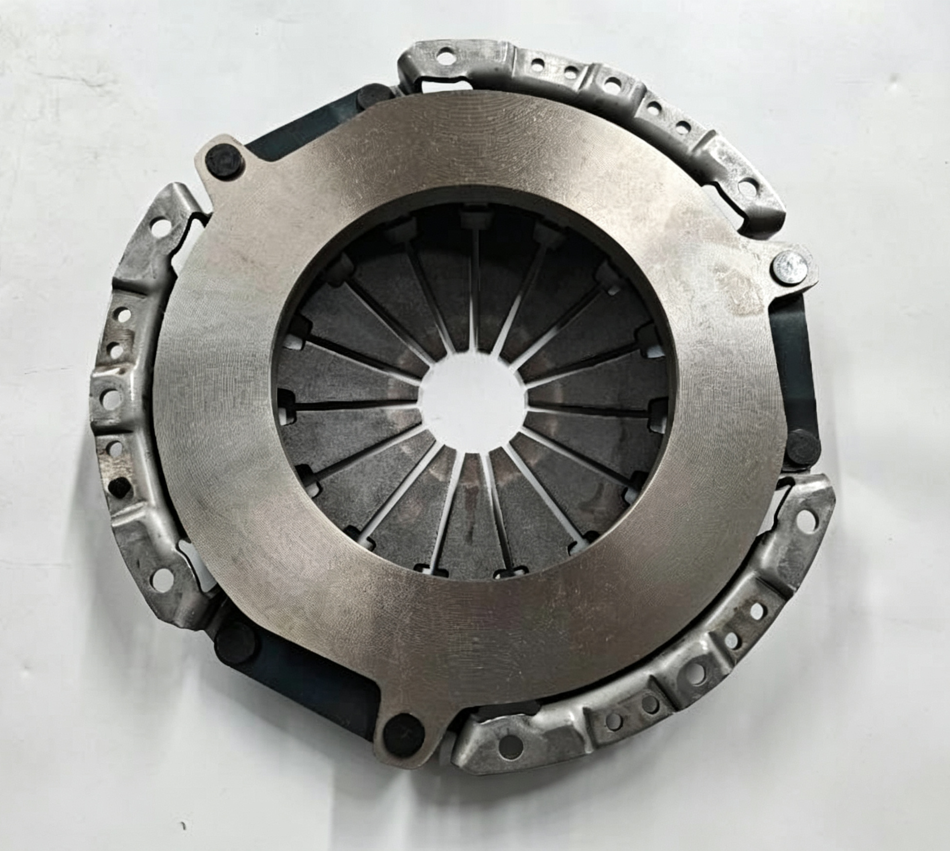 Clutch Cover Assembly 302102ZY0B for Dongfeng Rich 6 Pickup
